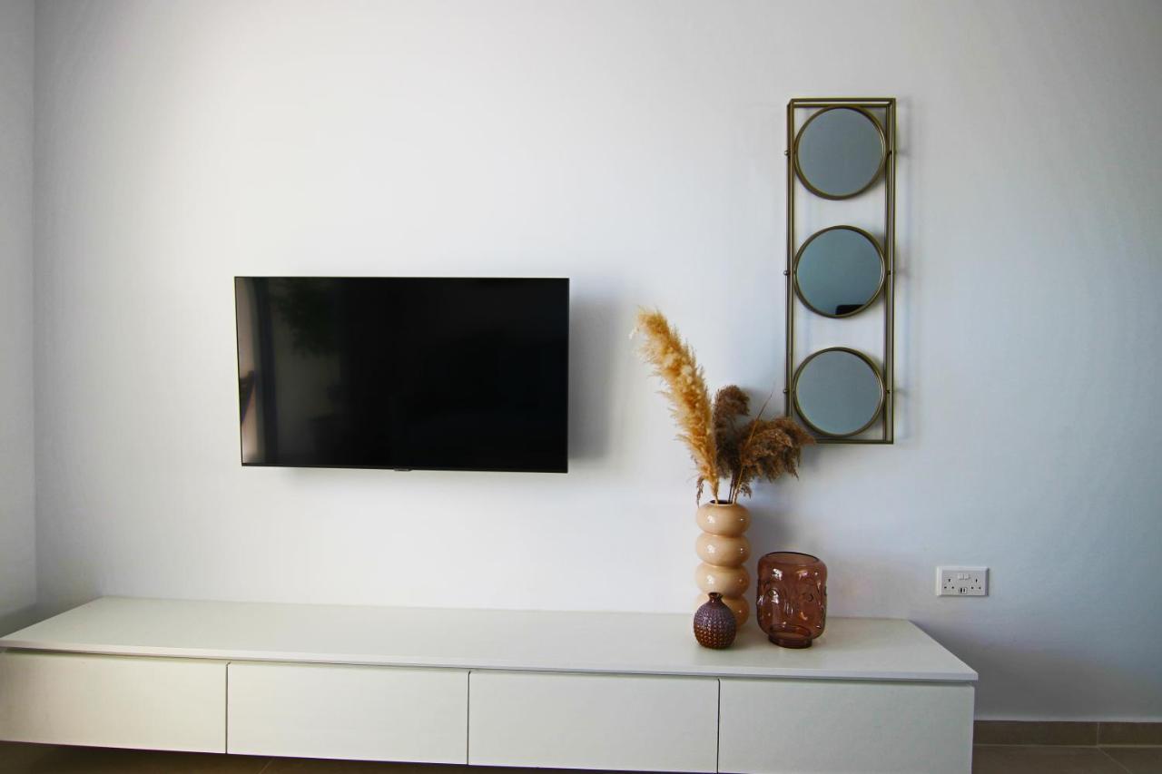 Apartamento Phaedrus Living: Seaview Luxury Flat Limnaria 151 Paphos Exterior foto
