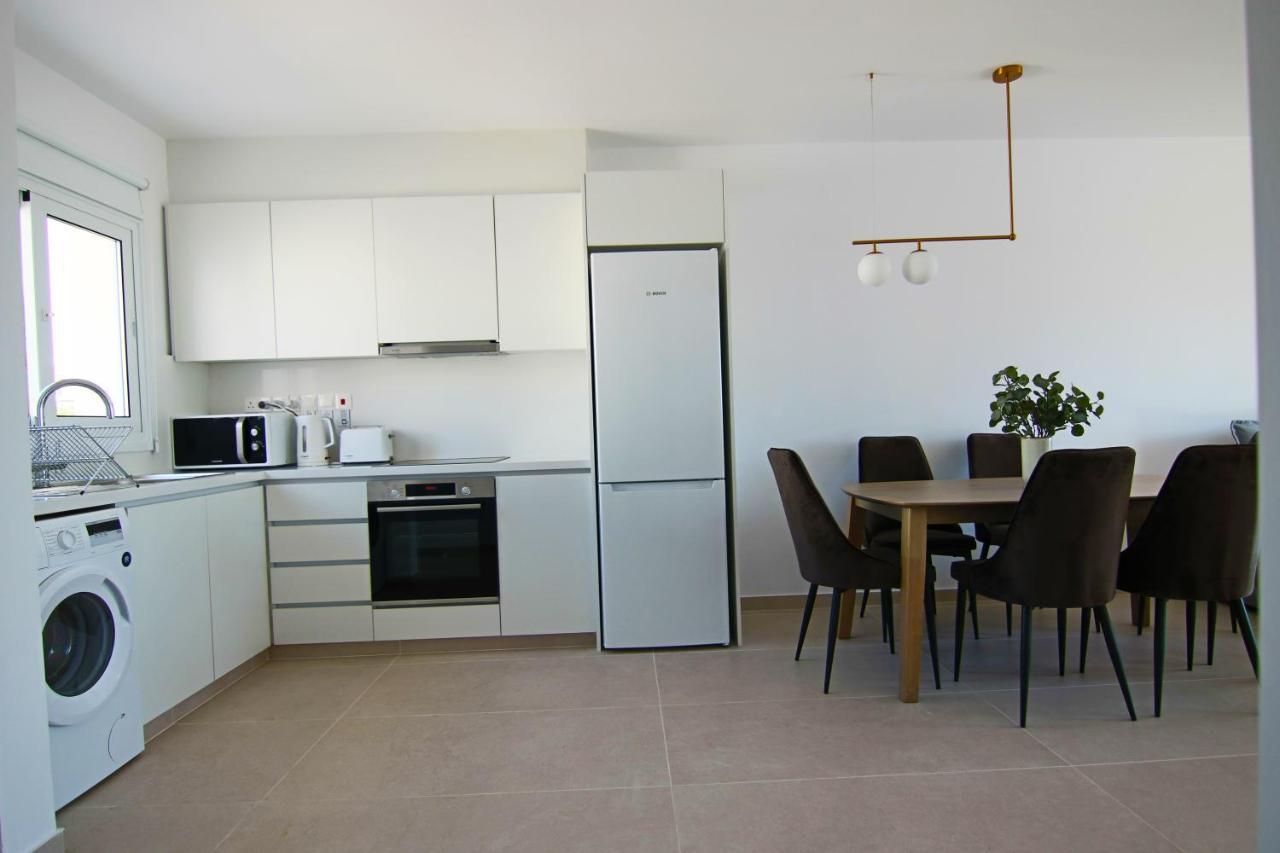 Apartamento Phaedrus Living: Seaview Luxury Flat Limnaria 151 Paphos Exterior foto